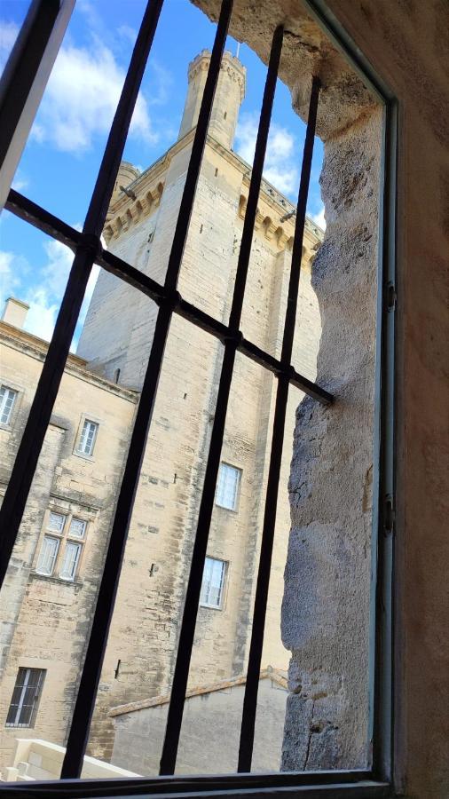 Uzes, Au Coeur Du Centre Medieval La Boussole D'Uzes, Appartement De Caractere Du XVII -Eme Siecle Bagian luar foto